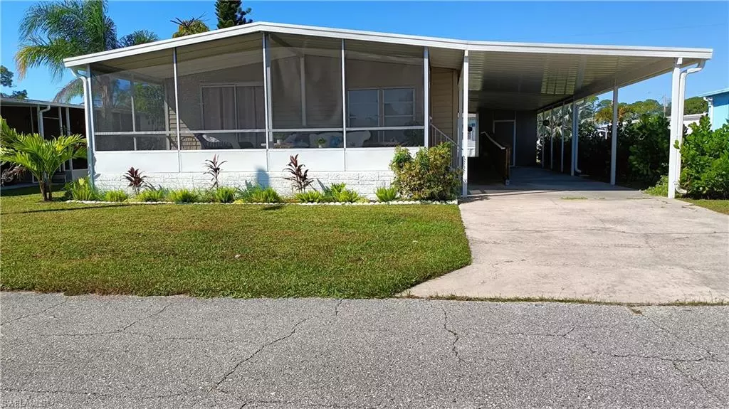 North Fort Myers, FL 33917,515 Blossom CT