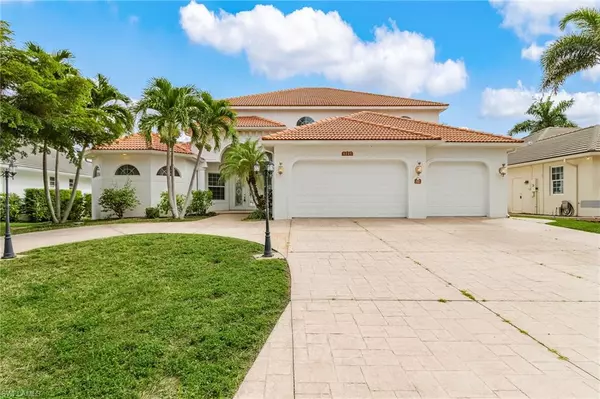 5327 SW 28th PL, Cape Coral, FL 33914