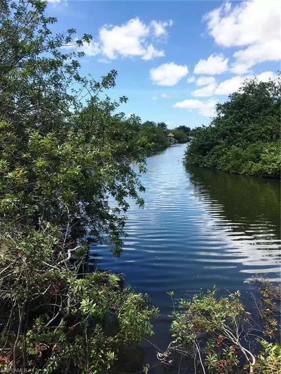 508 SE 23rd PL, Cape Coral, FL 33990