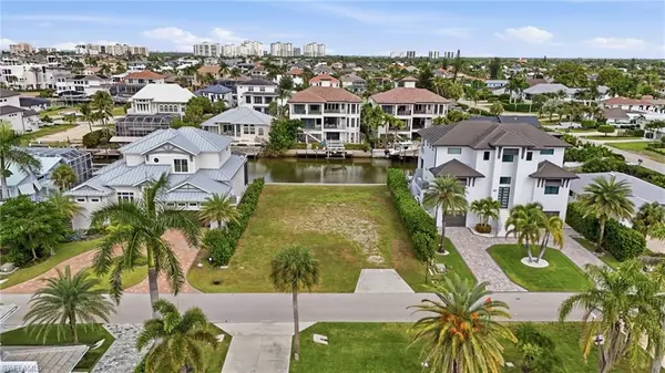 Naples, FL 34108,469 Trade Winds AVE