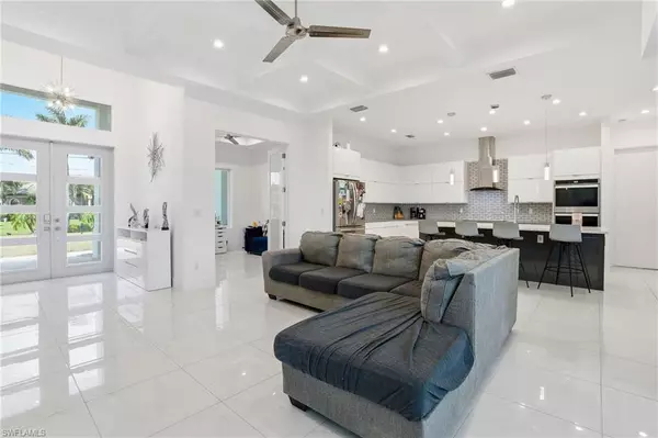 Cape Coral, FL 33993,2363 NW 39th AVE