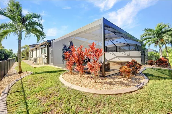 Fort Myers, FL 33919,1189 S Town And River DR