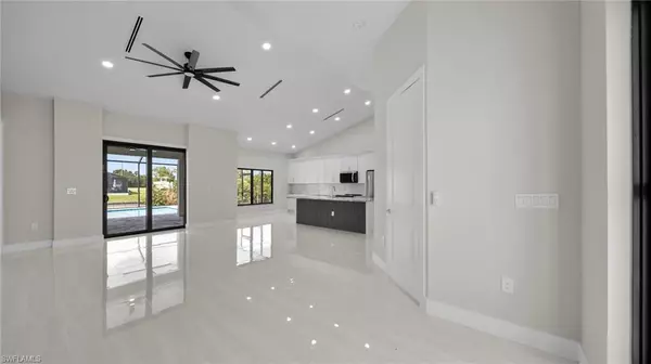 Cape Coral, FL 33993,Address not disclosed