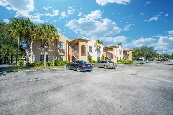 Fort Myers, FL 33916,4172 Castilla CIR #206