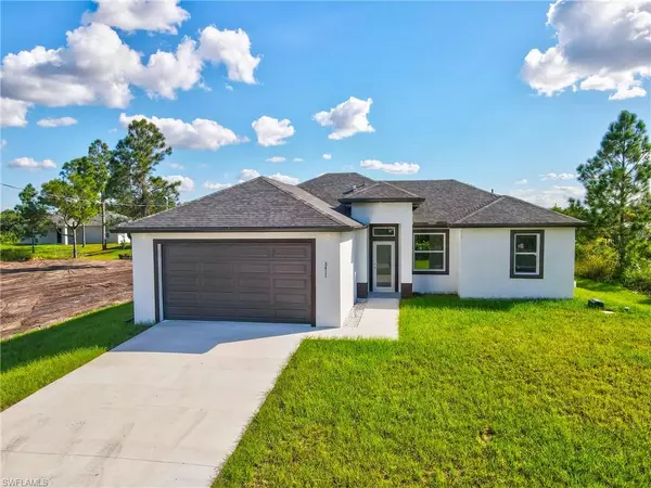 3611 18TH ST SW, Lehigh Acres, FL 33976
