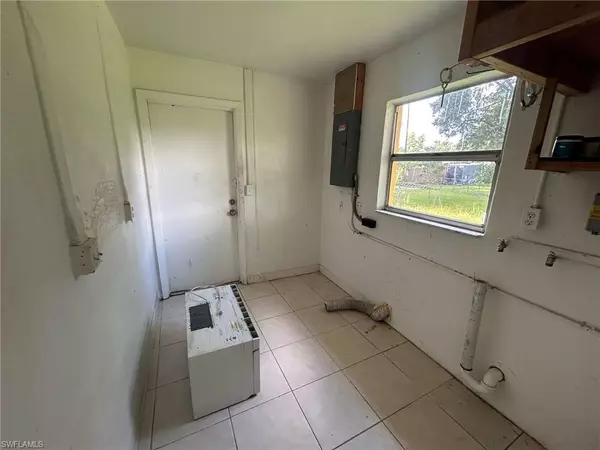 Fort Myers, FL 33905,13432 1st ST