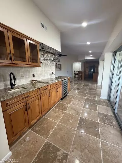 Fort Myers, FL 33919,7292 Popham DR