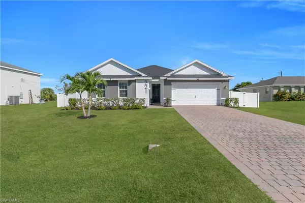 Cape Coral, FL 33991,221 SW 21st TER