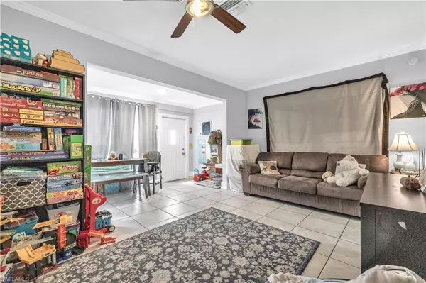 Fort Myers, FL 33901,2055 Waltman ST