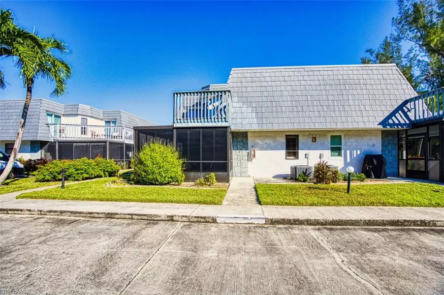 16181 Amberwood Lake CT #4, Fort Myers, FL 33908