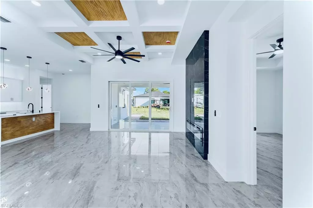 Lehigh Acres, FL 33971,5230 3rd ST W