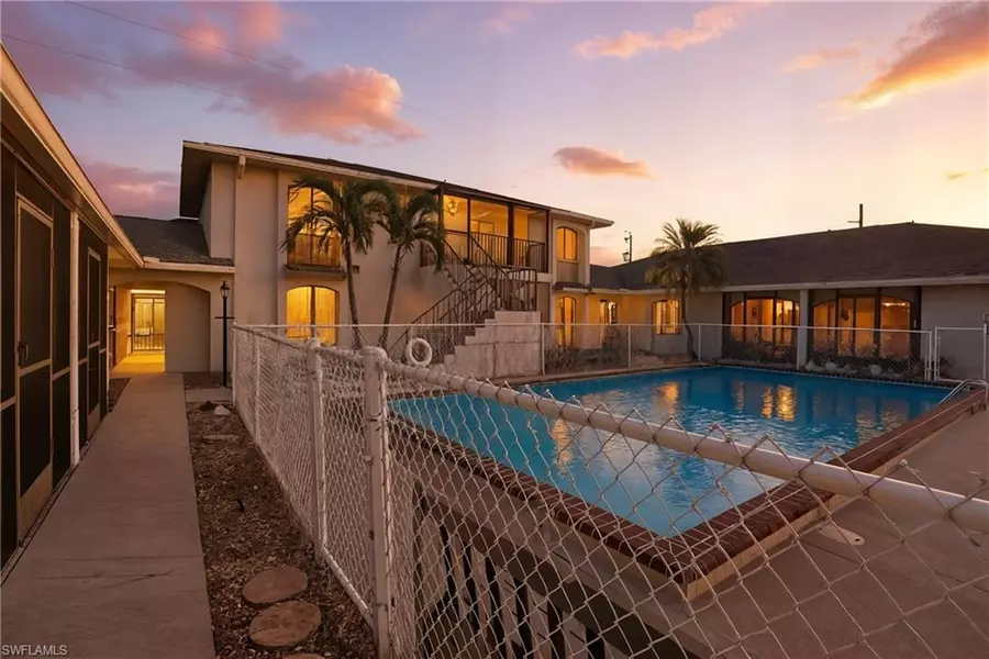 1113 Cape Coral PKWY W #102, Cape Coral, FL 33914