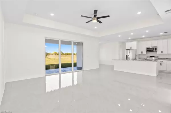 Cape Coral, FL 33993,630 NW 7th PL