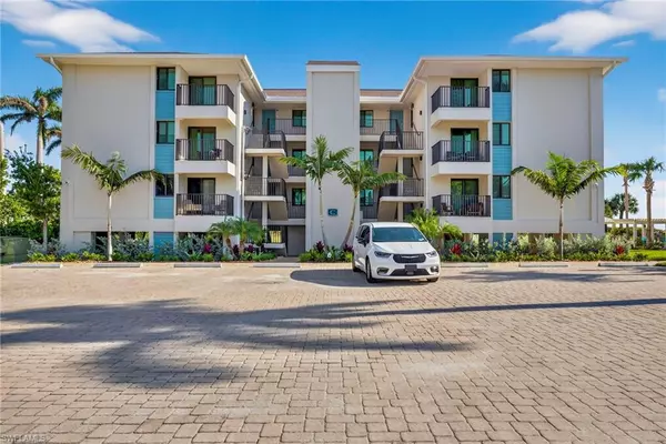 Sanibel, FL 33957,1795 Middle Gulf DR #C-103