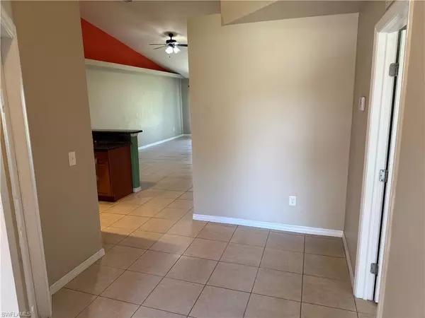 Cape Coral, FL 33914,4148 SW 7th PL #4200