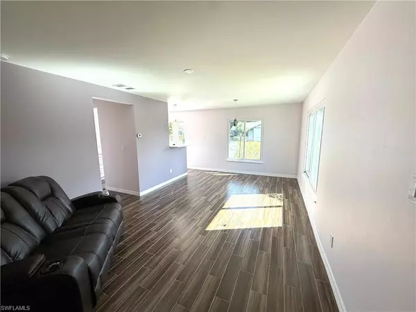 Lehigh Acres, FL 33936,34 Hamlin CT