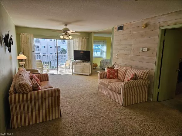 Fort Myers Beach, FL 33931,7400 Estero BLVD #215