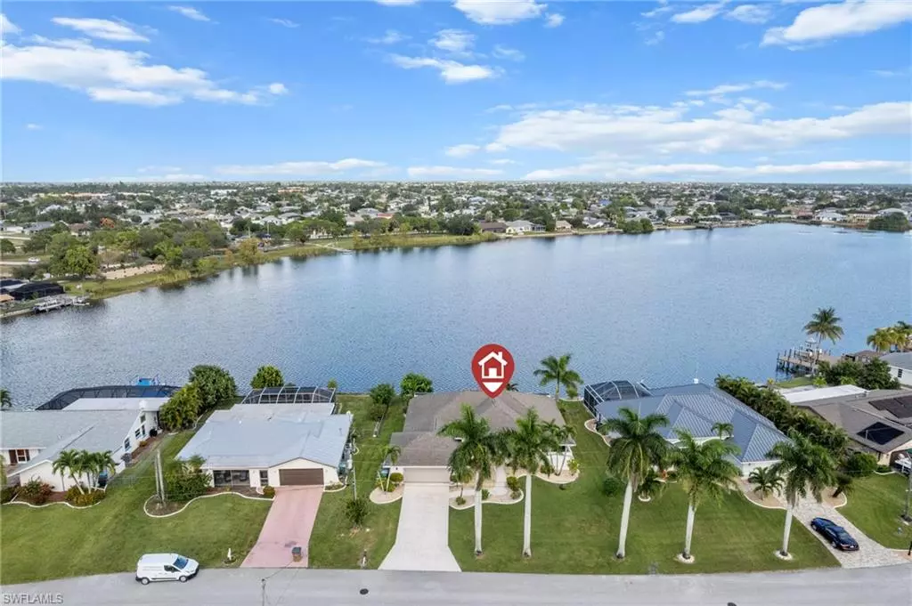 Cape Coral, FL 33990,213 SE 6th ST