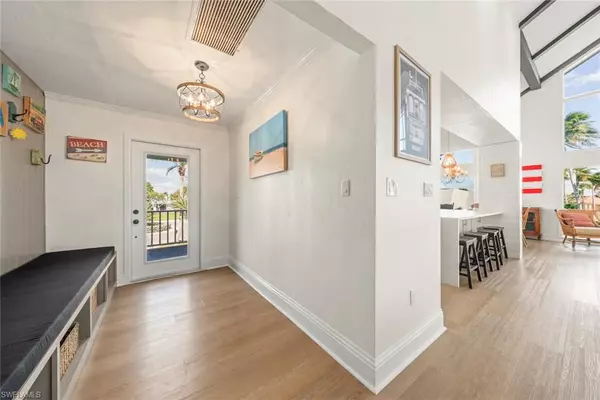 Sanibel, FL 33957,9127 Mockingbird DR