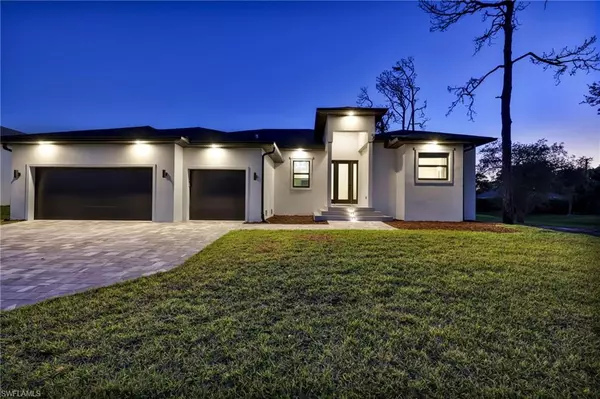 Bonita Springs, FL 34134,3955 Bennett LN