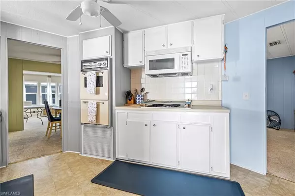 North Fort Myers, FL 33903,16033 Hibiscus WAY