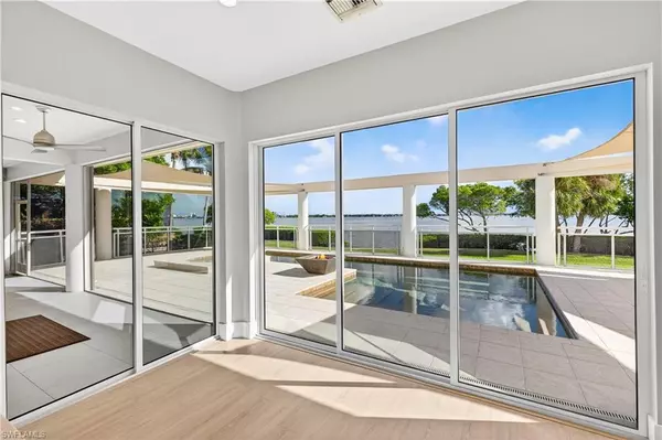 North Fort Myers, FL 33903,12540 Panasoffkee DR