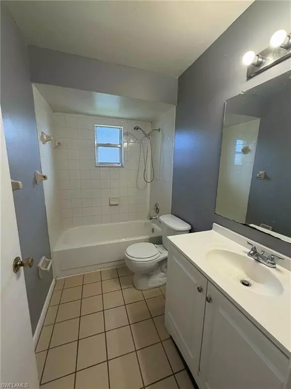 Cape Coral, FL 33914,4621 Skyline BLVD