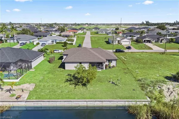 Cape Coral, FL 33991,1048 SW 1st ST