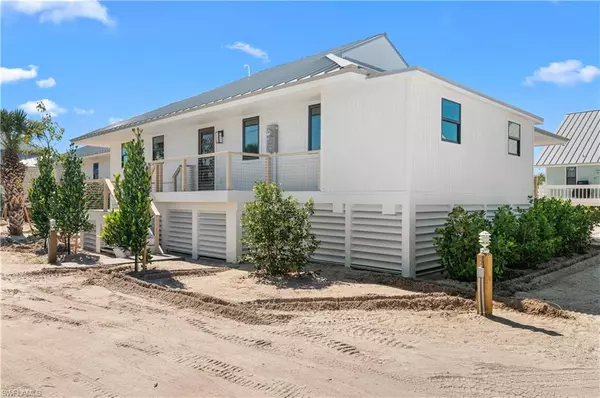 Captiva, FL 33924,24 Beach Homes