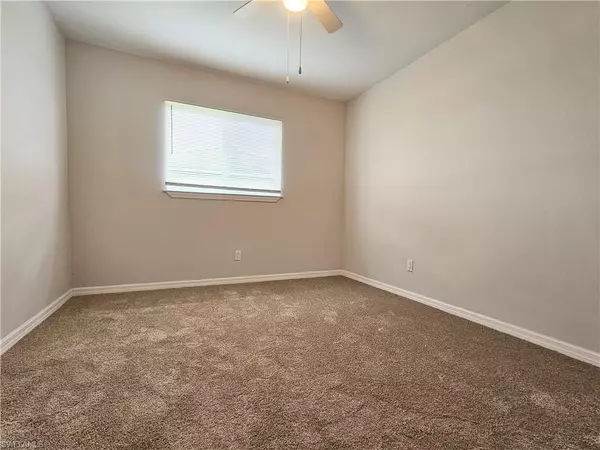 Lehigh Acres, FL 33971,2517 Park RD