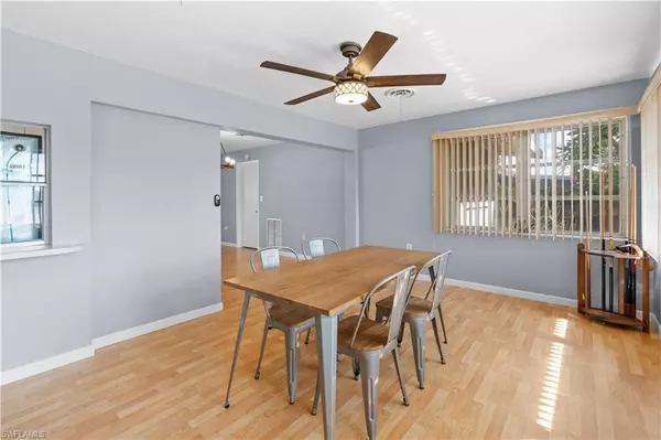 Fort Myers, FL 33919,1450 Charles RD