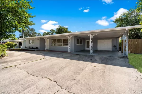 Fort Myers, FL 33919,1450 Charles RD