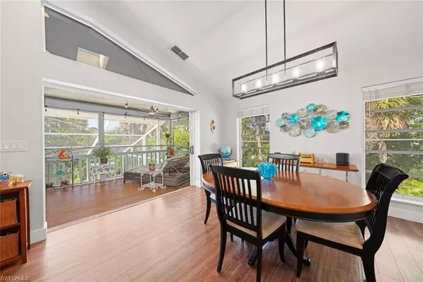 Sanibel, FL 33957,2011 Mitzi LN