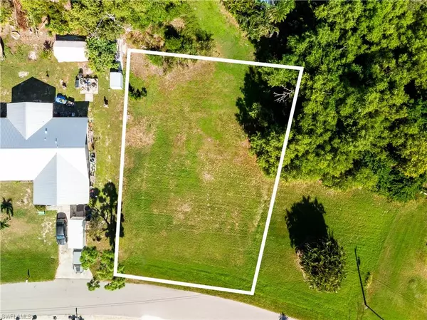 Bokeelia, FL 33922,5620 Ann Arbor DR