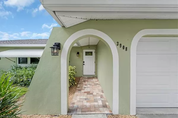 Cape Coral, FL 33904,3908 SE 16th PL