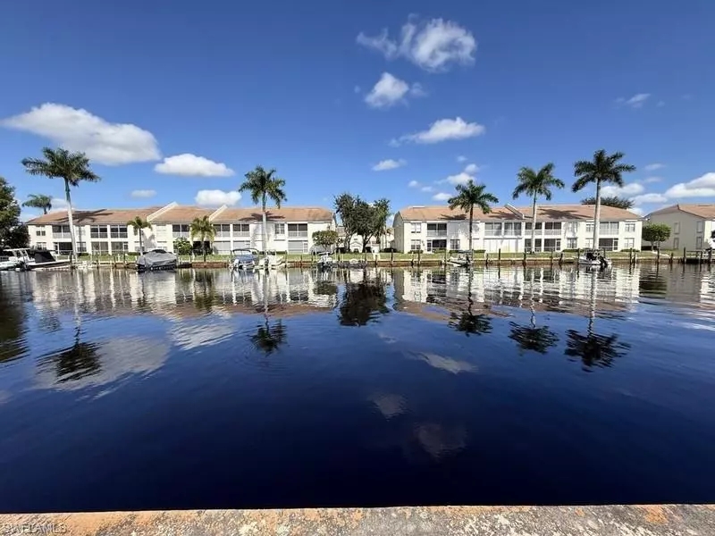 193 Eveningstar Cay, Naples, FL 34114