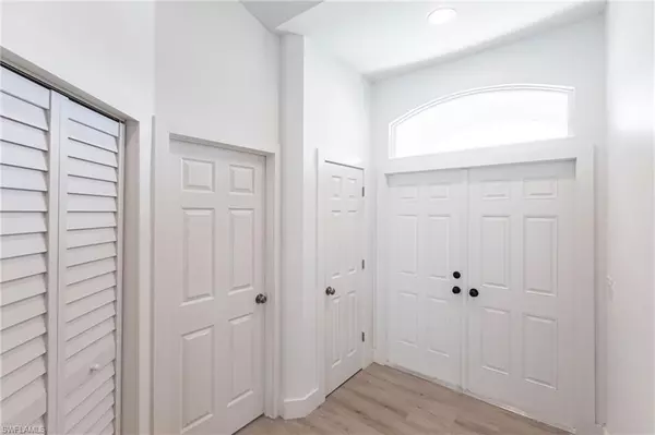 Cape Coral, FL 33993,2007 NW 21st ST