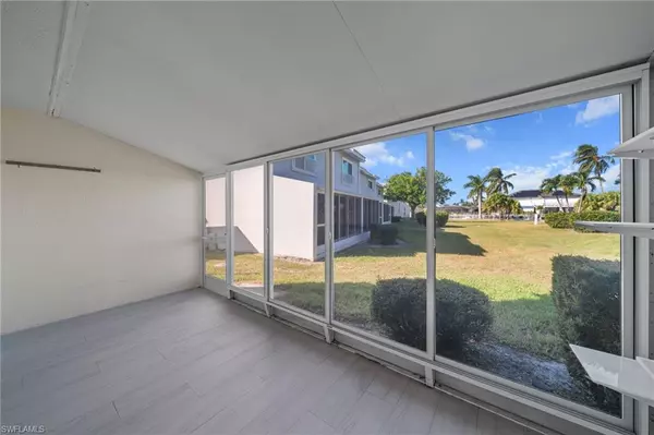 Fort Myers Beach, FL 33931,18052 San Carlos BLVD #158