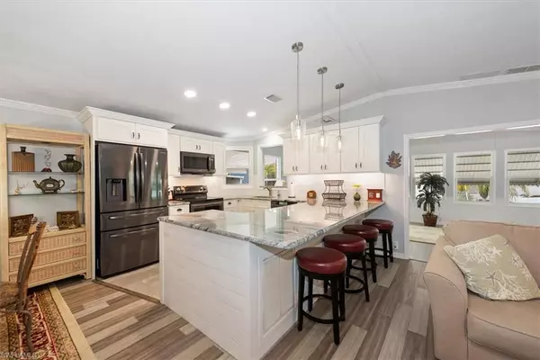 Fort Myers, FL 33908,102 Elise DR