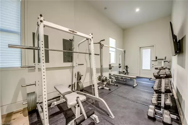 Bonita Springs, FL 34135,24200 Roger Dodger ST