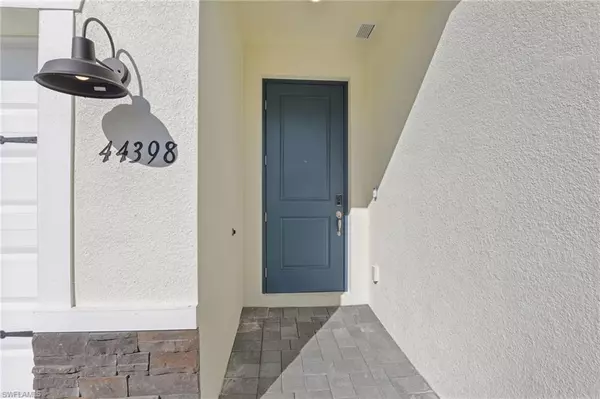 Punta Gorda, FL 33982,44398 Frontier DR