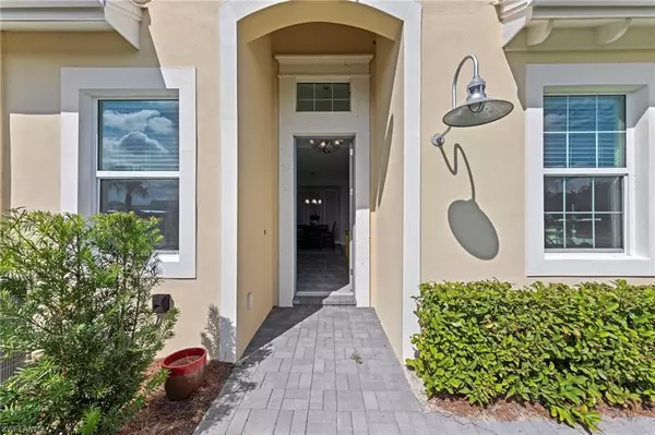 Naples, FL 34113,6933 Saona CT