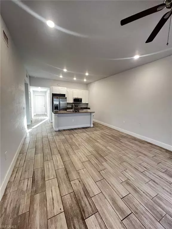 Cape Coral, FL 33991,1226 SW 7th CT