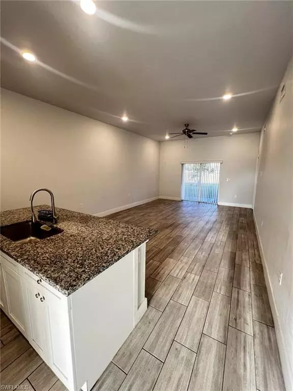 Cape Coral, FL 33991,1226 SW 7th CT