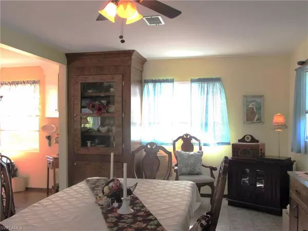 Bokeelia, FL 33922,13632 Banyan DR