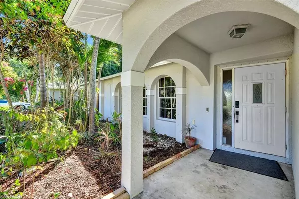 Fort Myers, FL 33967,9032 Irving RD