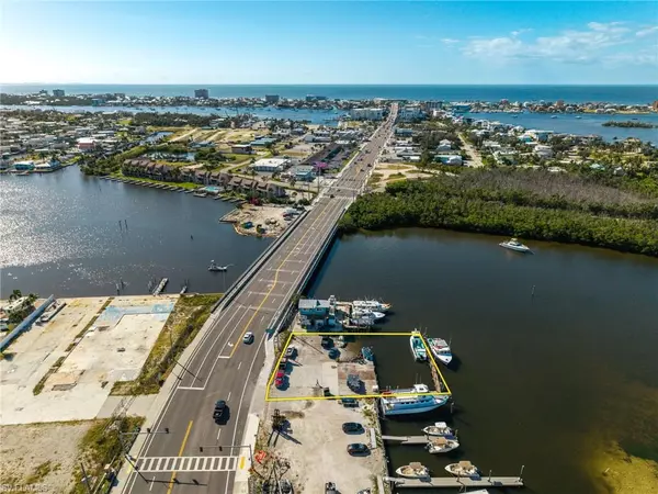 Fort Myers Beach, FL 33931,18850 San Carlos BLVD