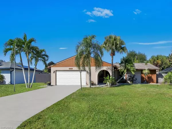 9041 Hamlin RD W, Fort Myers, FL 33967