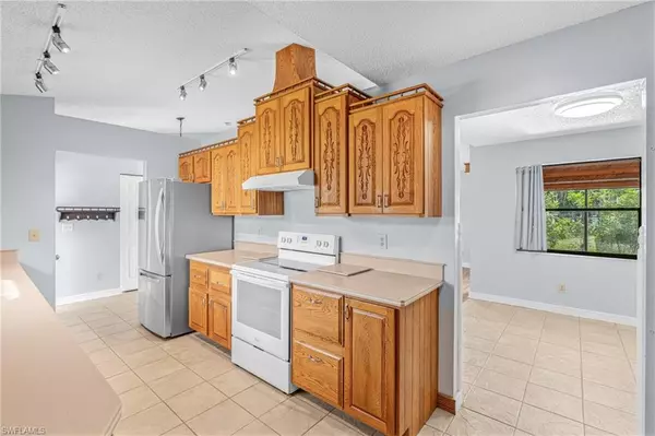 Fort Myers, FL 33967,17309 Knight DR