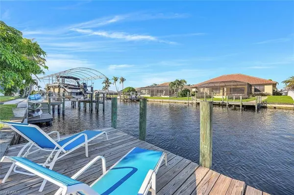 Cape Coral, FL 33990,2214 SE 19th PL